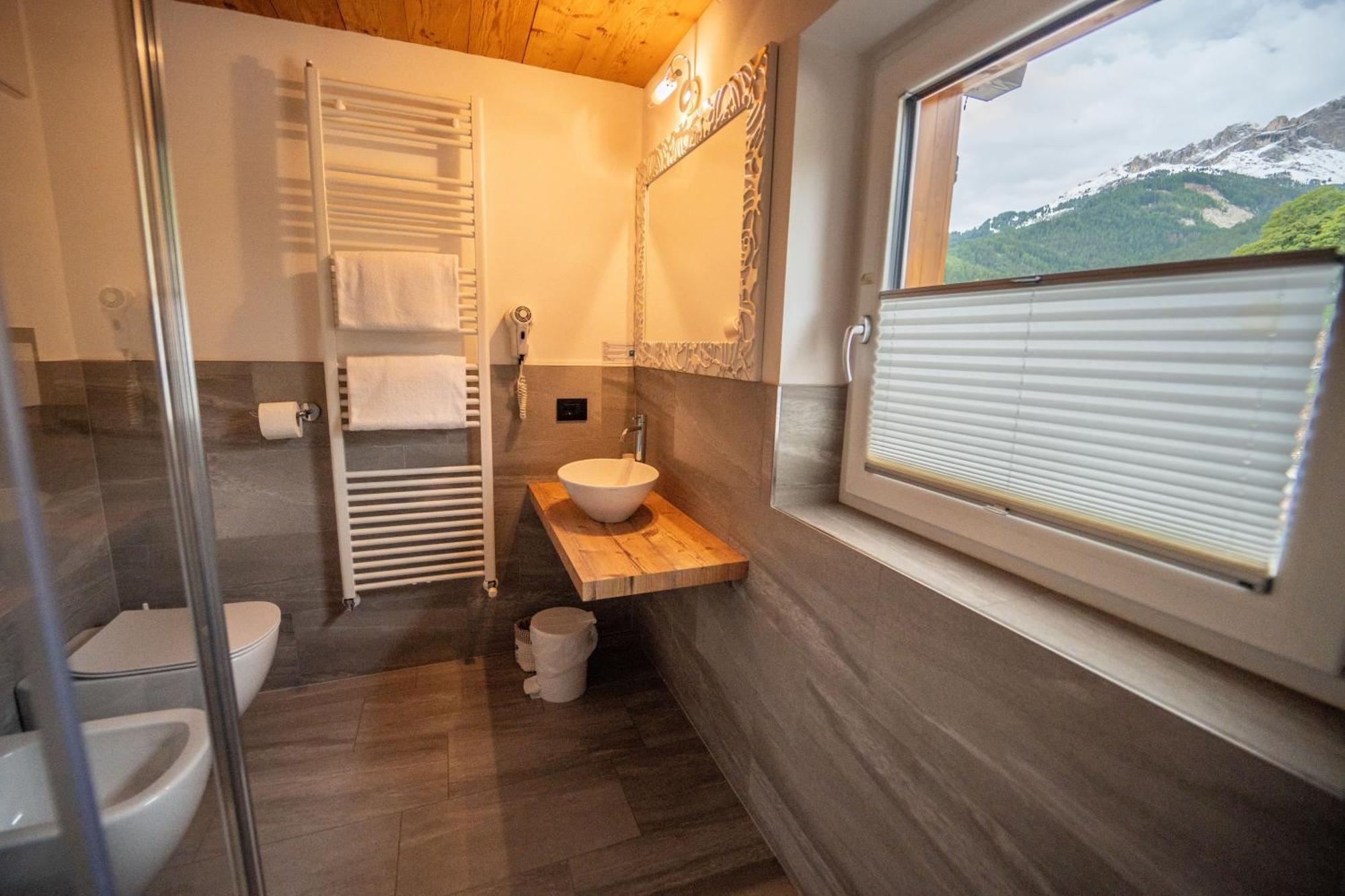 B&B Bucaneve Vigo di Fassa Eksteriør bilde