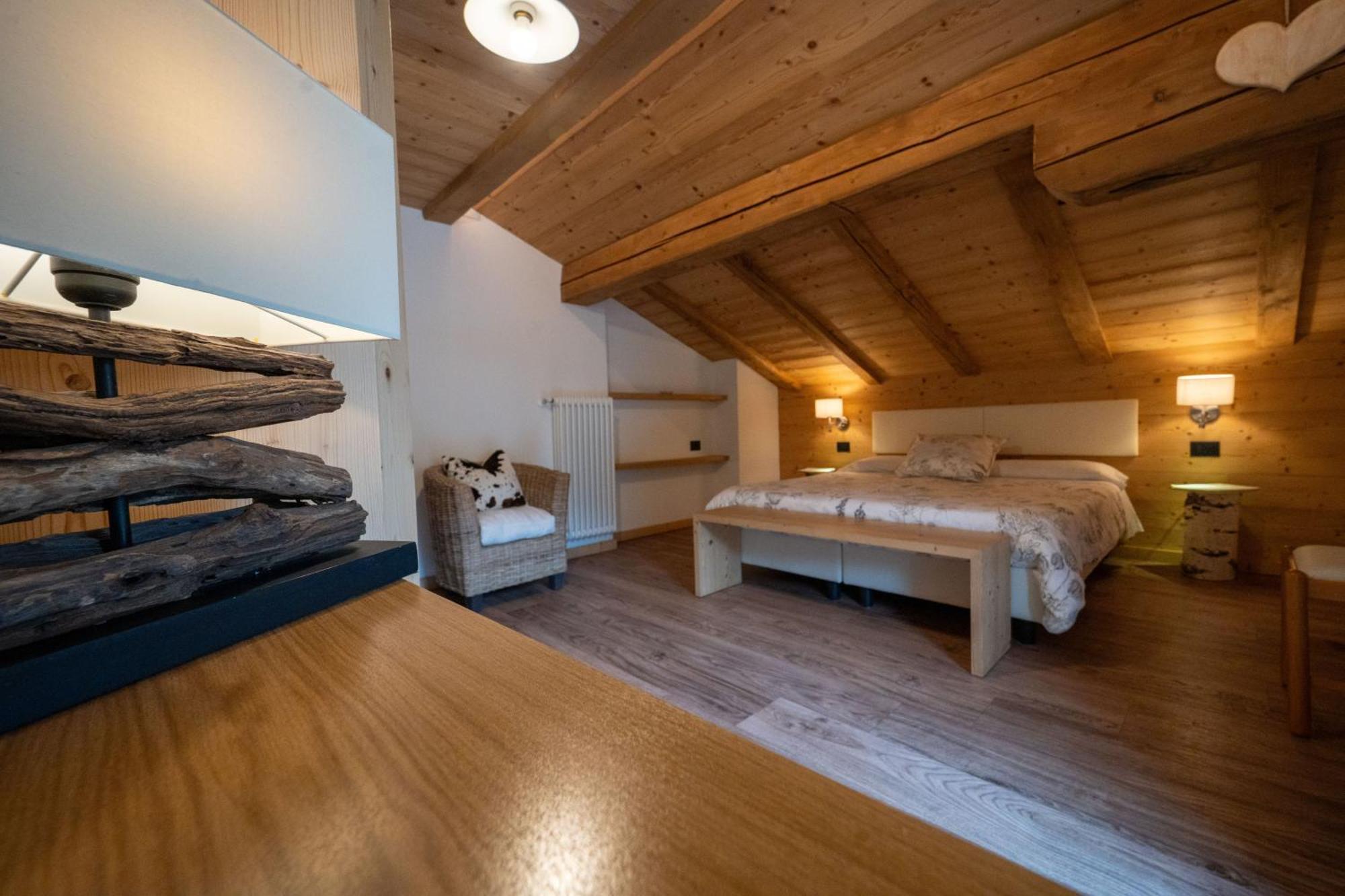 B&B Bucaneve Vigo di Fassa Eksteriør bilde