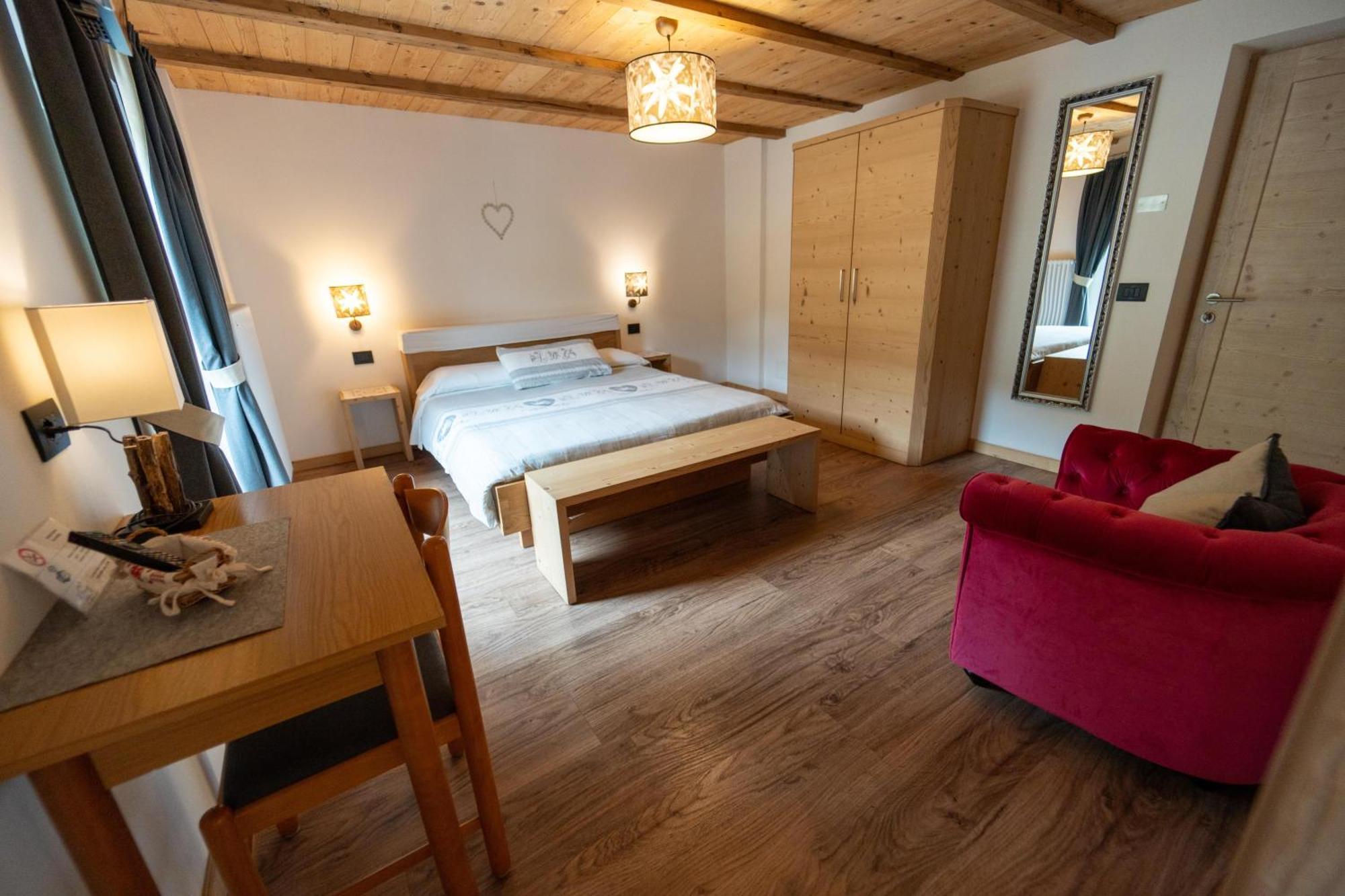 B&B Bucaneve Vigo di Fassa Eksteriør bilde