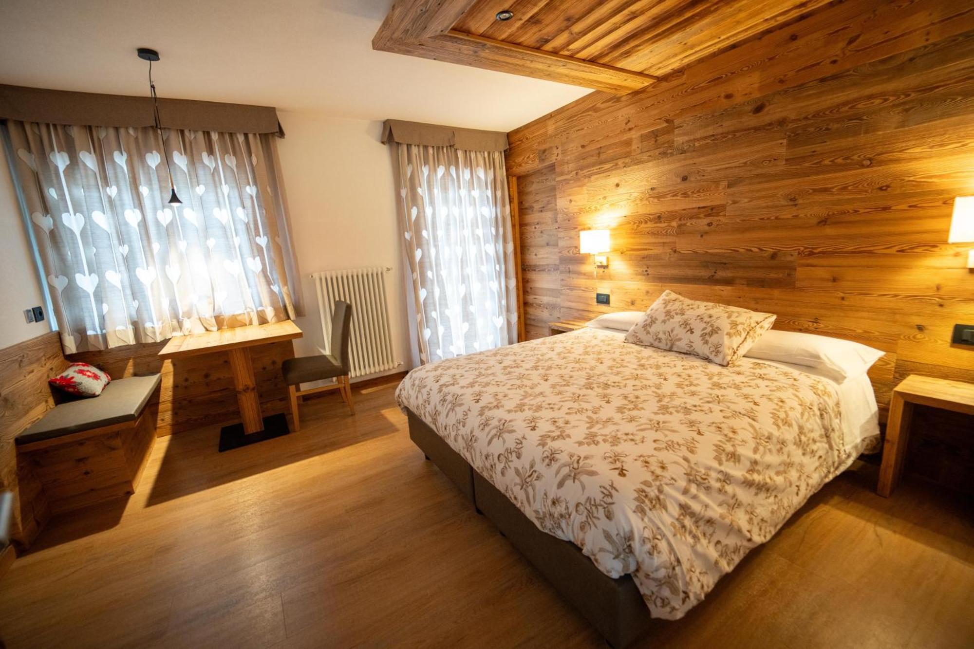 B&B Bucaneve Vigo di Fassa Eksteriør bilde