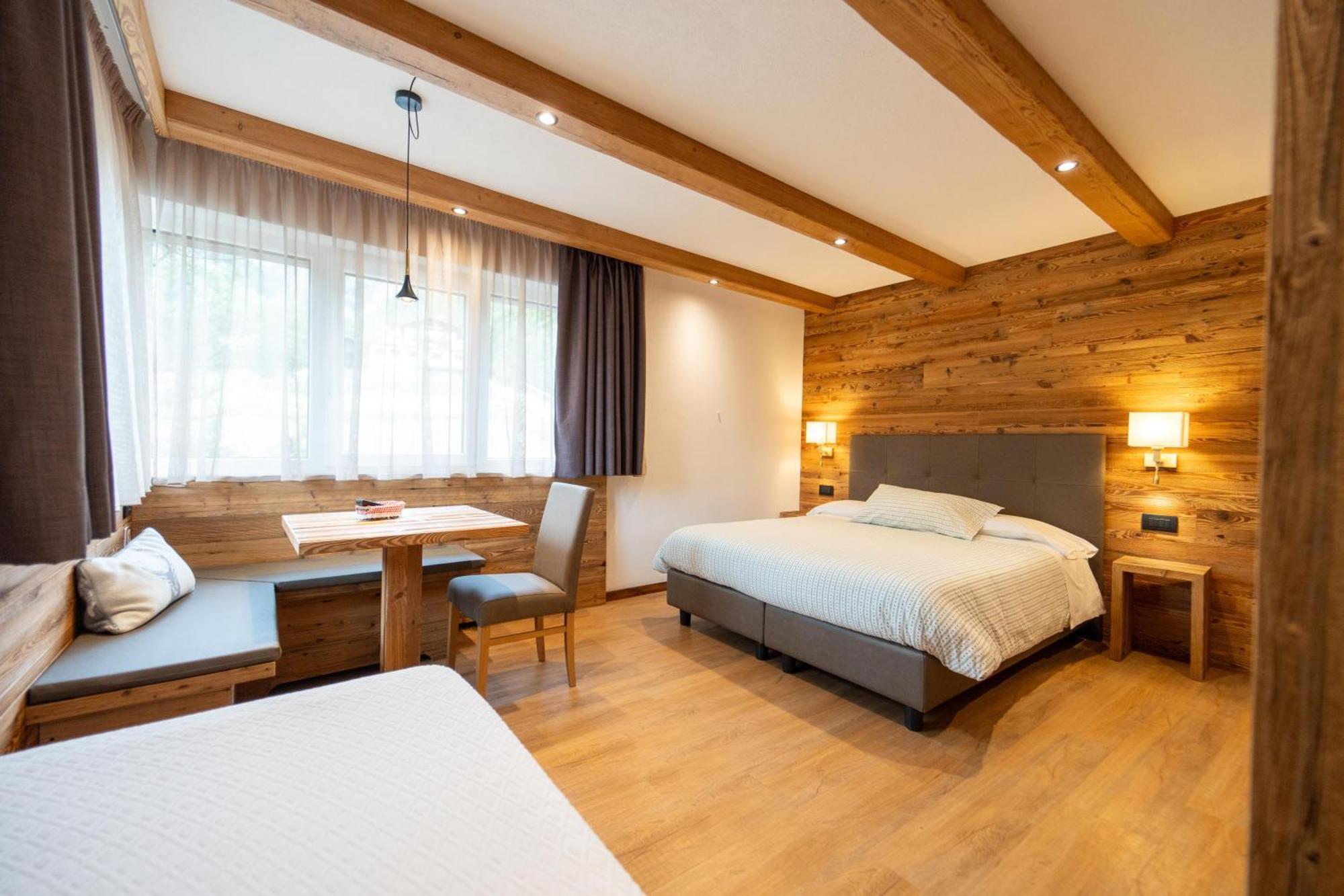 B&B Bucaneve Vigo di Fassa Eksteriør bilde