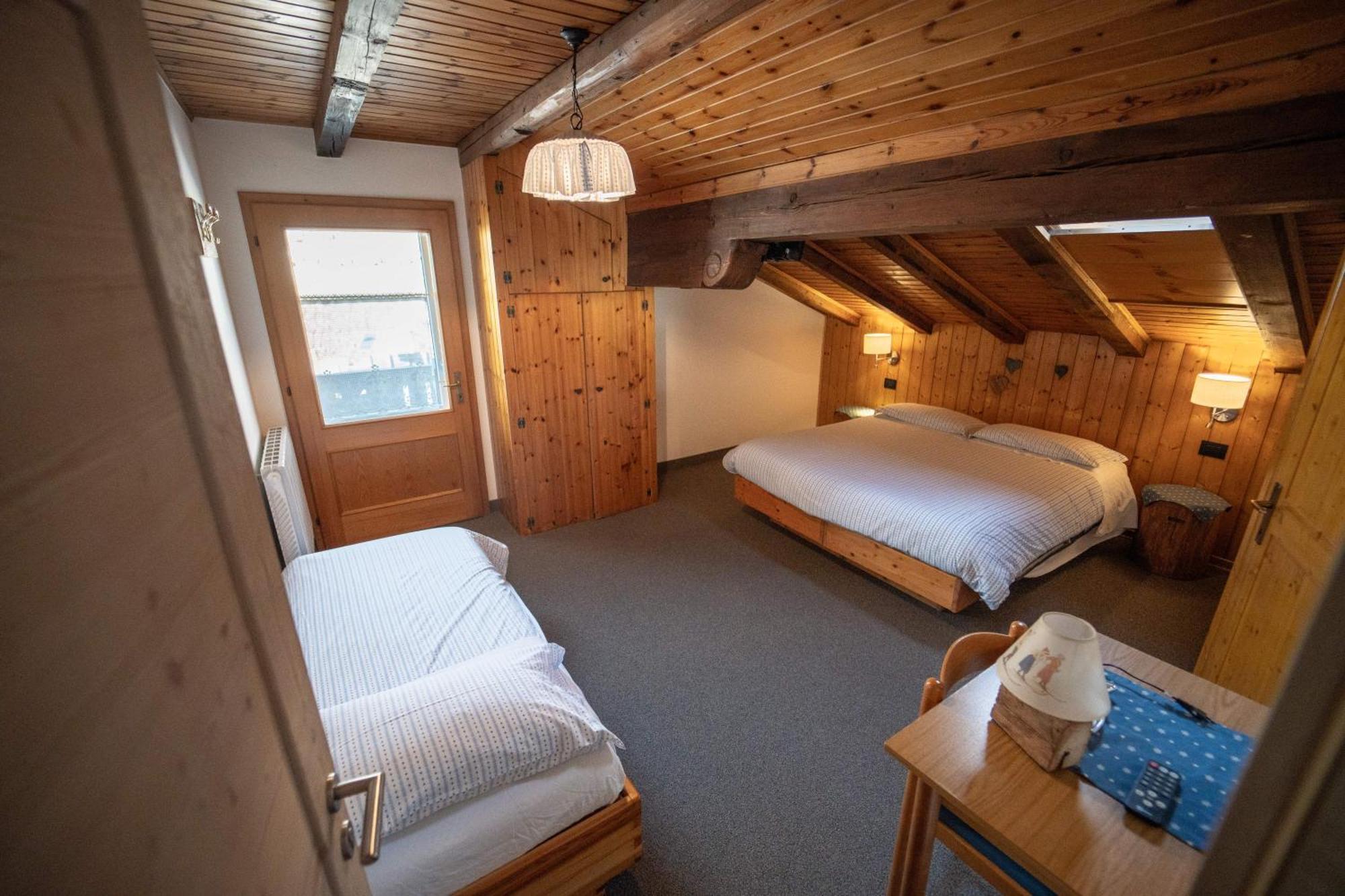 B&B Bucaneve Vigo di Fassa Eksteriør bilde