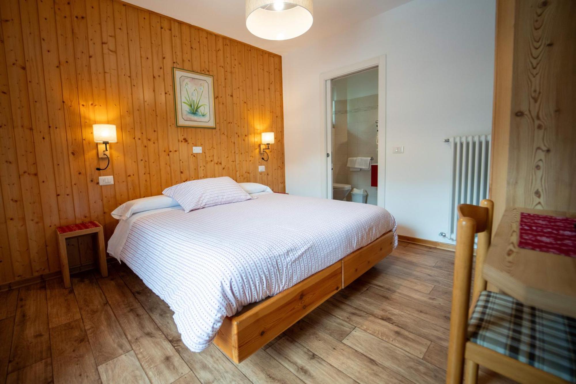 B&B Bucaneve Vigo di Fassa Eksteriør bilde
